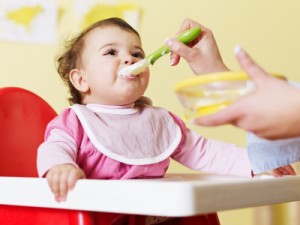 Sichere Hochstühle für Kinder